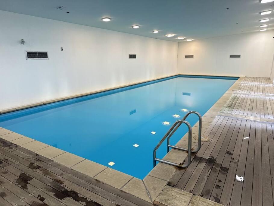Stunning 3 Bd - 2 Bth City Apt - Pool & Carpark Auckland Exterior foto