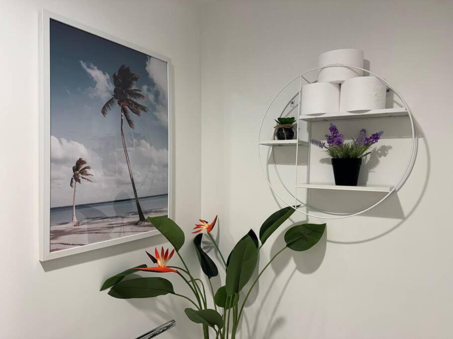 Stunning 3 Bd - 2 Bth City Apt - Pool & Carpark Auckland Exterior foto